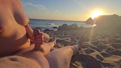 My kind of a romantic sunset 😅