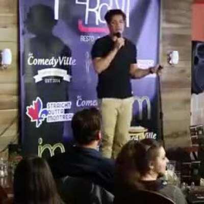 This comedian mocking Karen's in the crowd (Sugar Sammy)