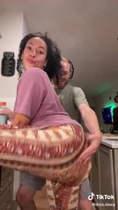 Soft & Jiggly No.122 (He’s Enjoying) 😍🤤🍑