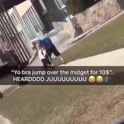 Bullying short people without a clue