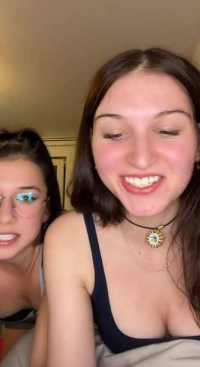 old one to giv you some very important message !!! if you see a slip, copy link go to internet, paste and you are back in time for a few seconds!!!you hav enough time to start recording if you missed it on the tiktokapp 😇