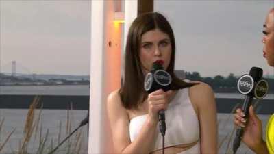 GIF Alexandra Daddario underboob (2021 ESPYs)