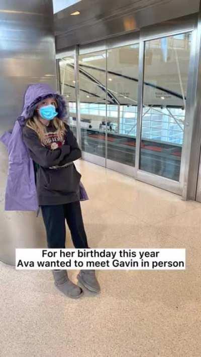 first date after 5 years of online friendship with the meme kid