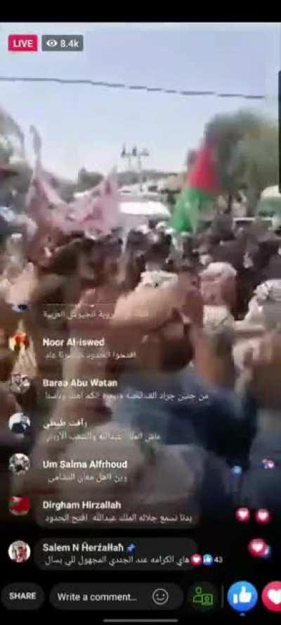 Jordanians on the border calling for opening the borders into Palestine