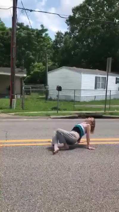 Methany lookin for some hump-hump