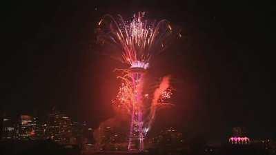 Seattle NYE firework show features music from Halo