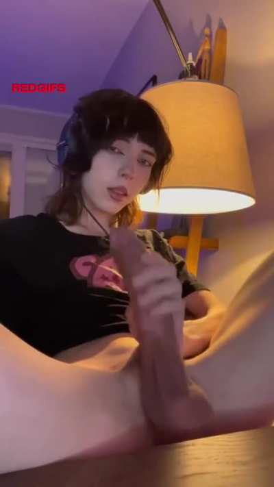 just an emo with a comically large appendage 😌