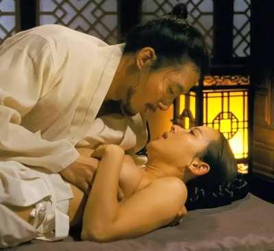 Cho Yeo-jeong from Parasite in 'The Servant'