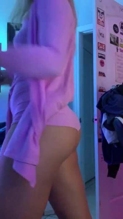 Her last live on ig 🥴👋🏻