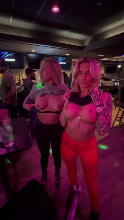 I’m the best influence at Denver bars. People need to drink with me or often :)