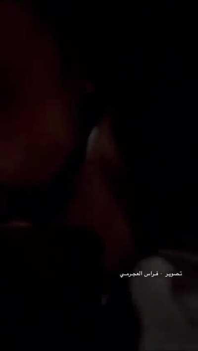 Paramedic records astonishing POV of last night's airstrikes in the vicinity of Al Awda hospital in northern Gaza. 09/11/23