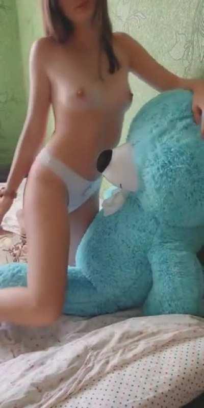 Be honest: would you really date a girl with a tiny, pale chest like mine?