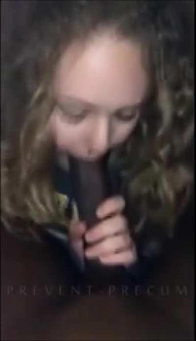 Cheerleader sucks bbc