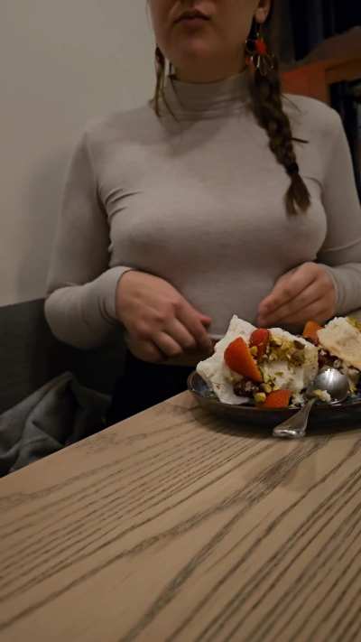 Flashing your date is a requirement [GIF]