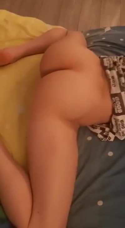 Is there a Redditor here who'd take me as their GF?