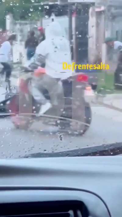 Salta: Un pitbull atacó a un joven