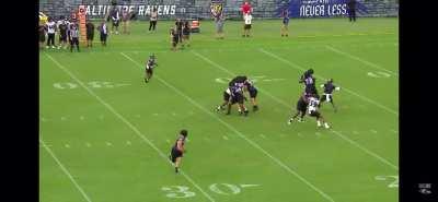 [Highlight] Lamar Jackson completes a deep ball to Rashod Bateman in tight coverage during scrimmage