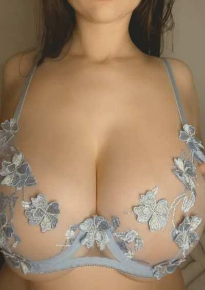 🔥20% OFF SALE🔥 36FF all natural PAWG 🔥 FREE dick rating when you mention ‘reddit 🔥 300+ uncensored posts 🔥 links below 👅