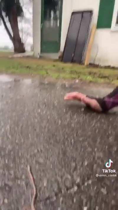 Cool gal with a cool tok