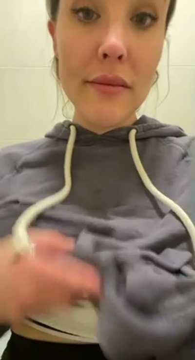 Hiding some huge tits under here…