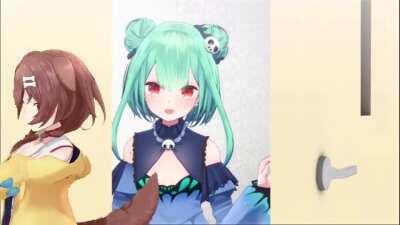 Korone Punches the H O R N I out of Marine