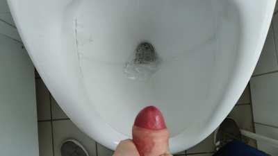 Some relief at work.. felt a bit wasted tho. Could use some holes to fill for that german cock and cum rn