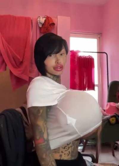 Can’t believe she’s trying to go bigger