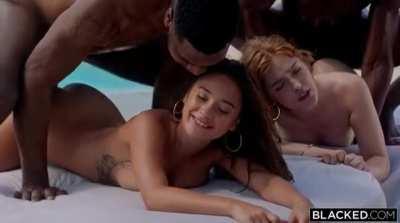 Afternoon w/ Liya & Jia 🤤