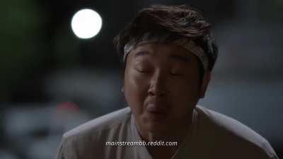 Chae Soo-bin Kicks a Man in the Balls in Strongest Deliveryman 1x2