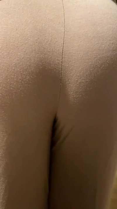 Bedtime farts! Anyone want a sniff??