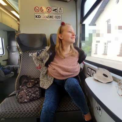 I don't know what came to my mind, but I like such actions. What do you think, did the conductor come to see me at the end of the ride ... it turned out that there were cameras