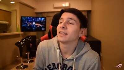 Gracias cazzu , pero no quiero tus mandarinas de mierda