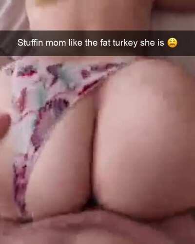 [M/S] Stuffing Mom... 😩🦃