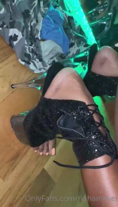 We need her full videos she don’t be posting the real ones