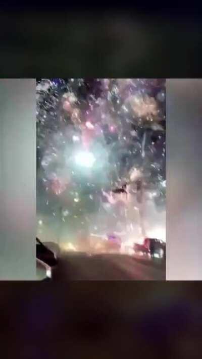 This fire in Rostov in a warehouse with fireworks is, of course, something completely epic