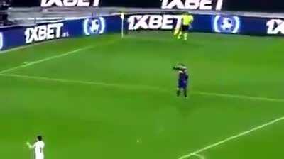 Messi in cute mode celebrating the equalizer