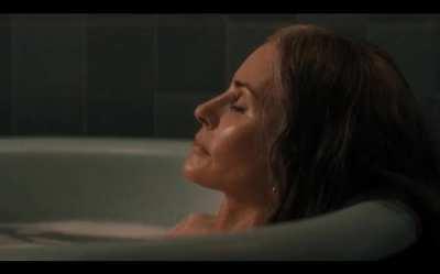 'Shining Vale' - Season 2 Episode 2