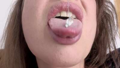 I won at your game, now it’s my turn to choose what we play. I have a spool of thread, a dildo, and you! Can you guess what fun I have in mind? Check out how things unfolded on my C4S!