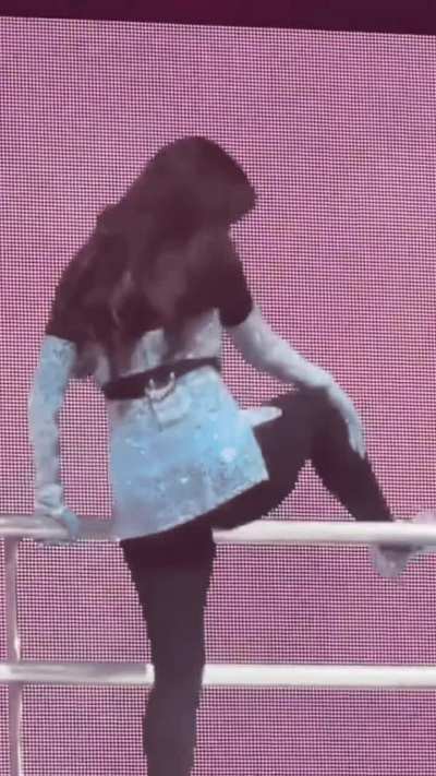 Camila Cabello’s Butt is The Best 🍑 