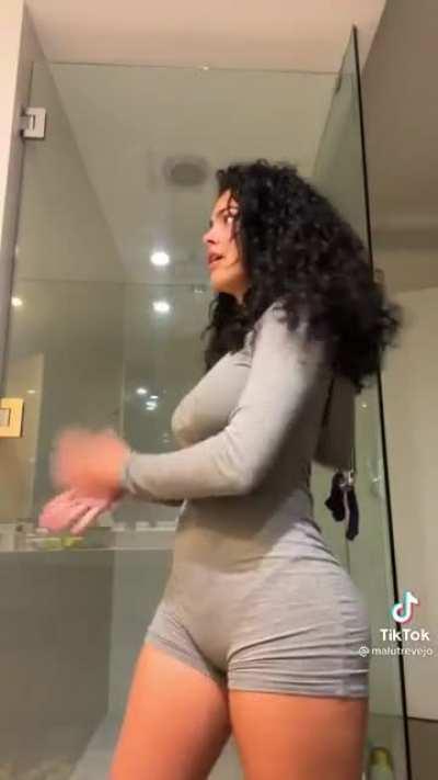 IDGAF malu bad af. Look at them areolas poking through her shirt