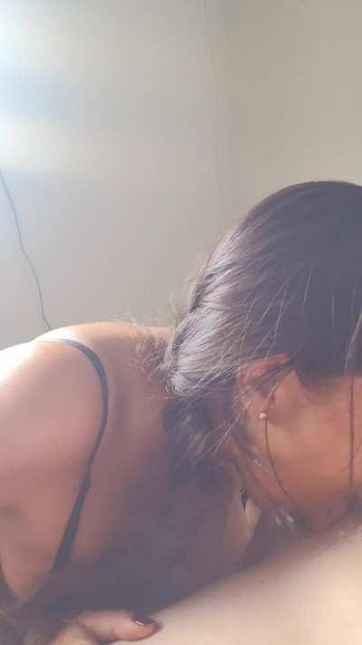 I just did that and he came fast in my face