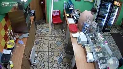 Наркотики не моя тема.