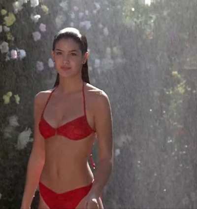 Phoebe Cates