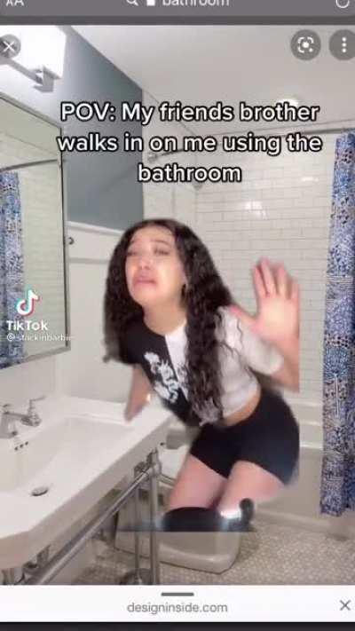 His ass is so big bruhhh u gay