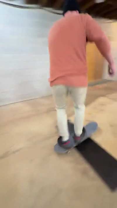 Ollie up .. Kickflip down [32YO]