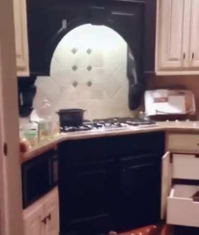 Making popcorn! without a lid