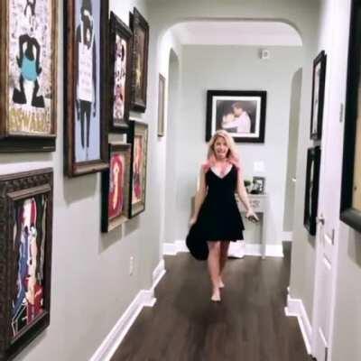 That dress looks amazing on her