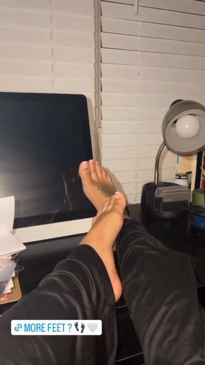 Artificial223 - Video #7658