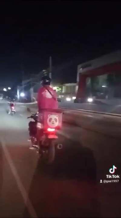 On the way na order mo !