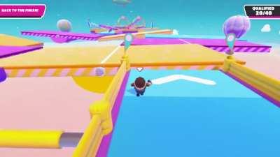 I tried starting See Saw after 12 people had qualified